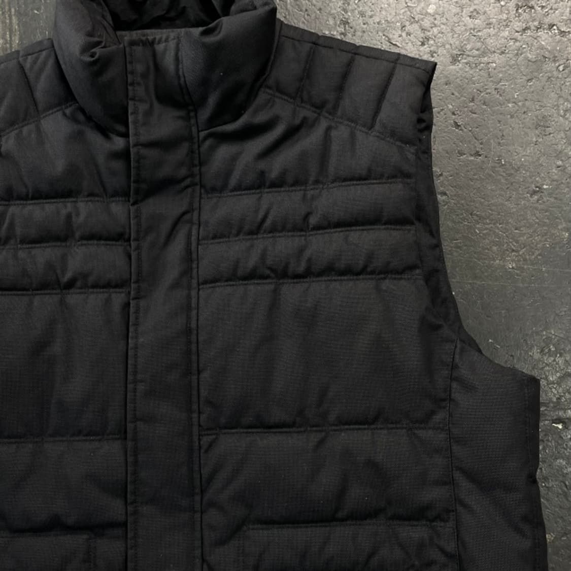 100 캘빈클라인 패딩조끼 상품이미지2