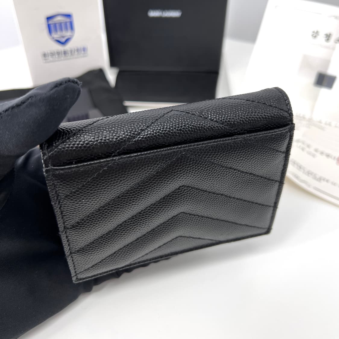 [감정완료] 생로랑 마틀라세 여성 반지갑 카드지갑 블랙 (668290) 상품이미지9