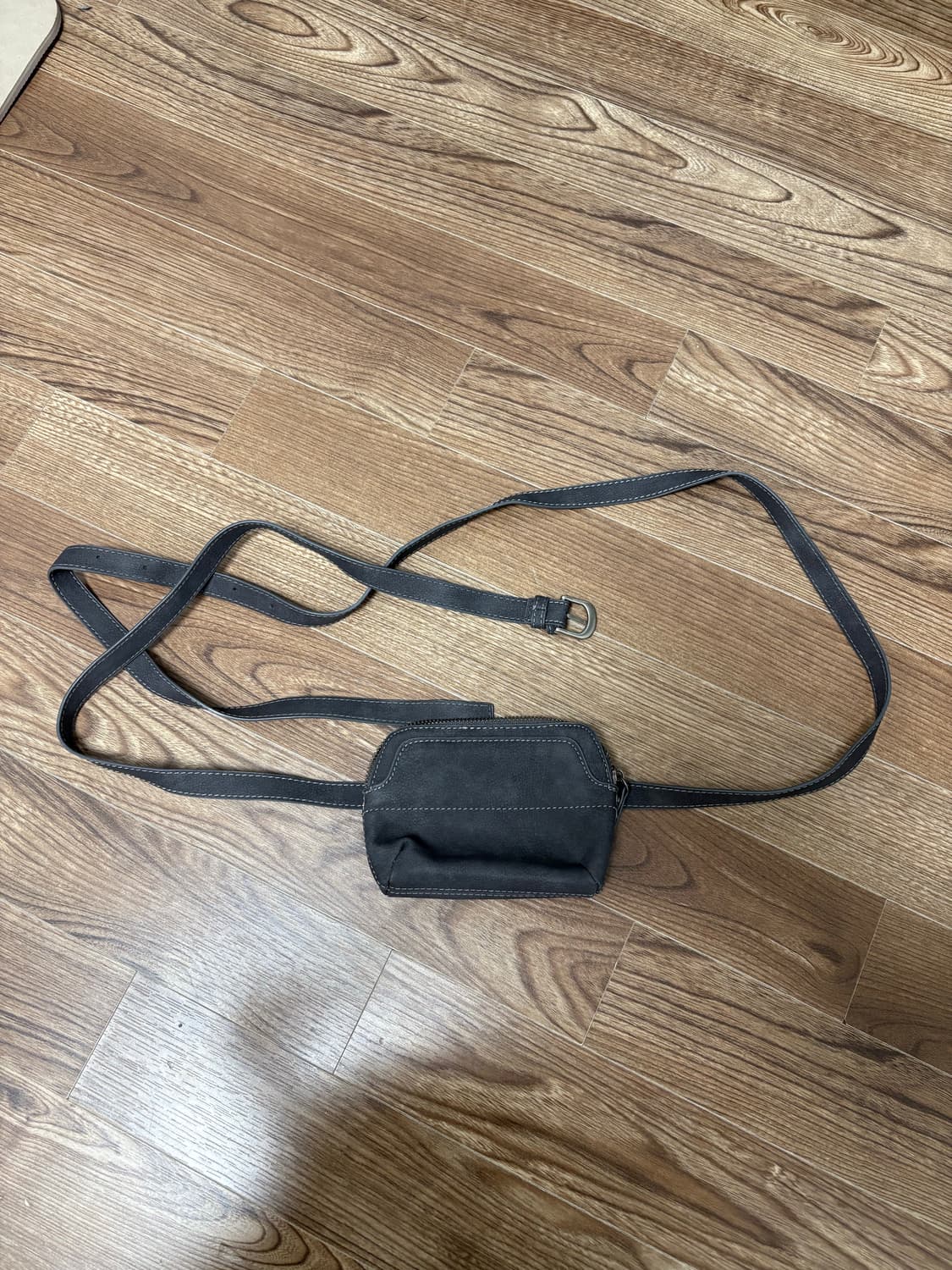 밀로우먼 미니 번 백  상품이미지7