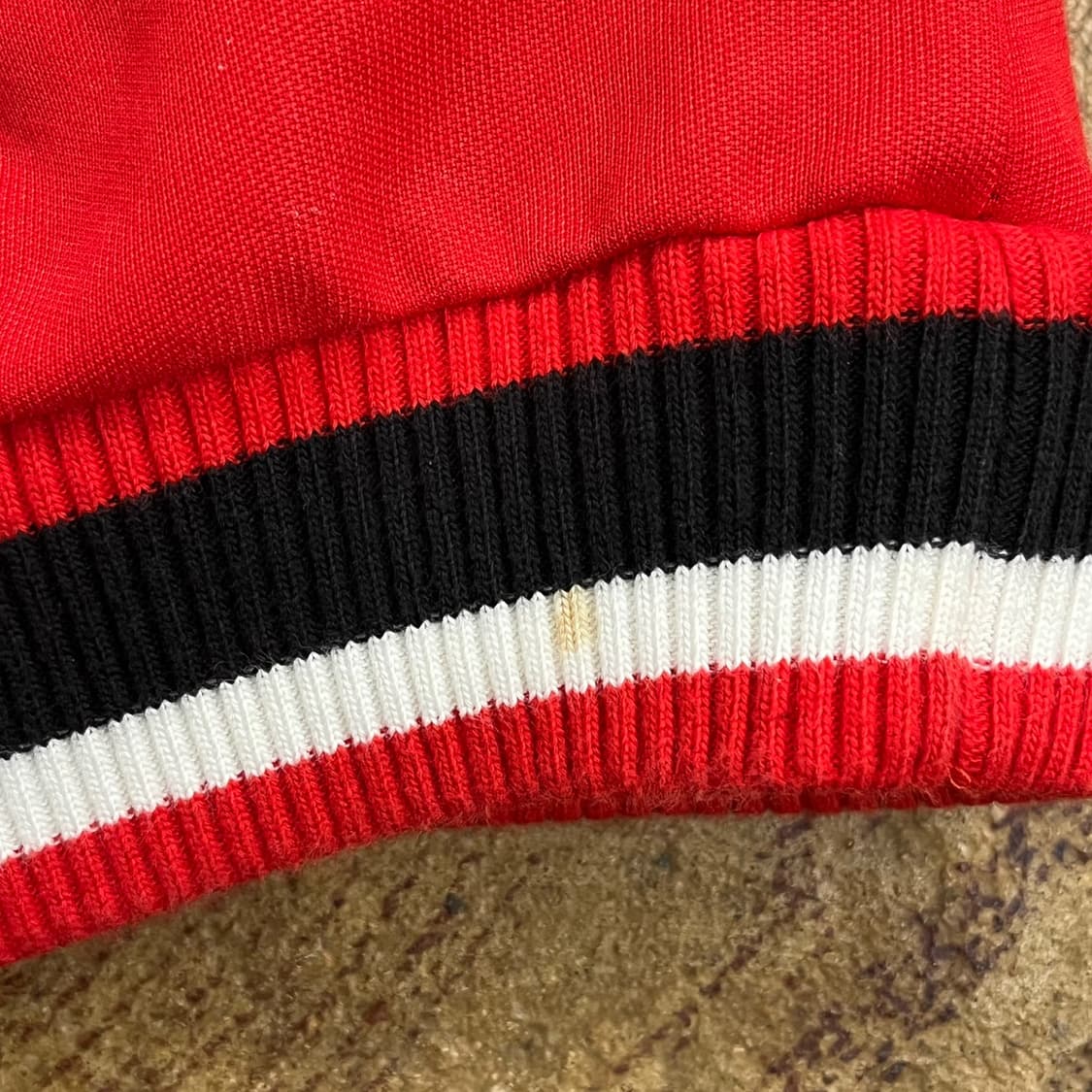 아디다스 배색 레드 블랙 후드티 95 상품이미지7