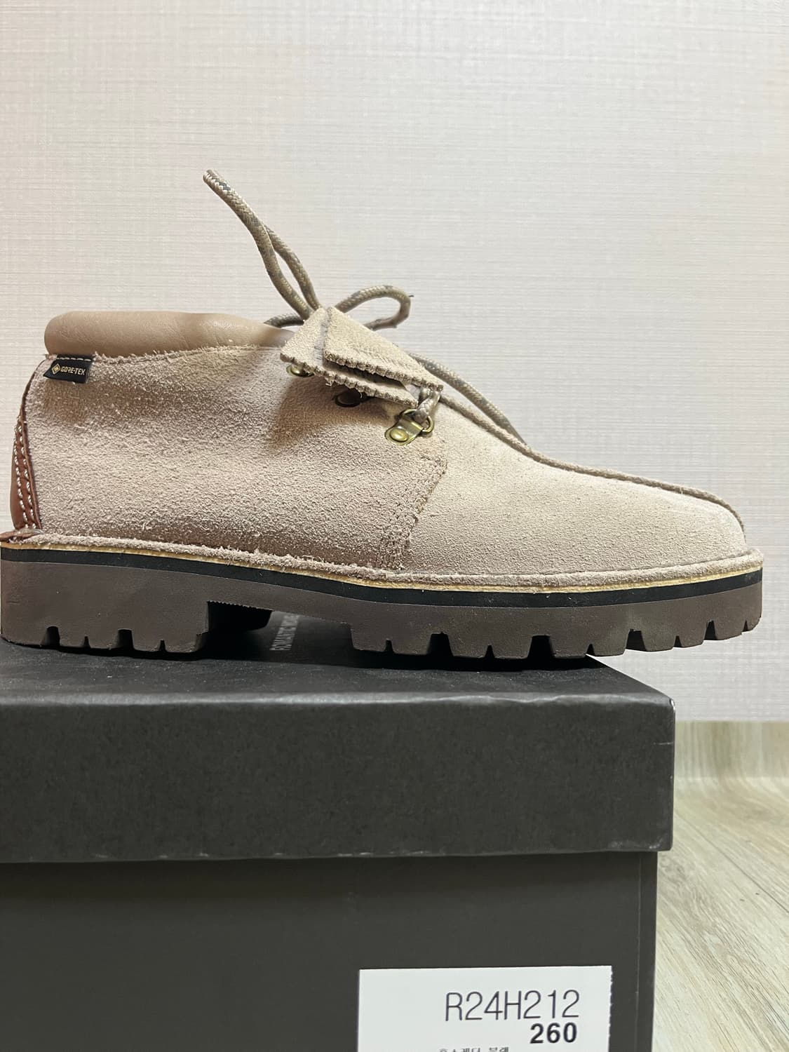 클락스 x 엔드 x 빔즈 플러스 고어텍스 데저트트랙 uk8.5  상품이미지5