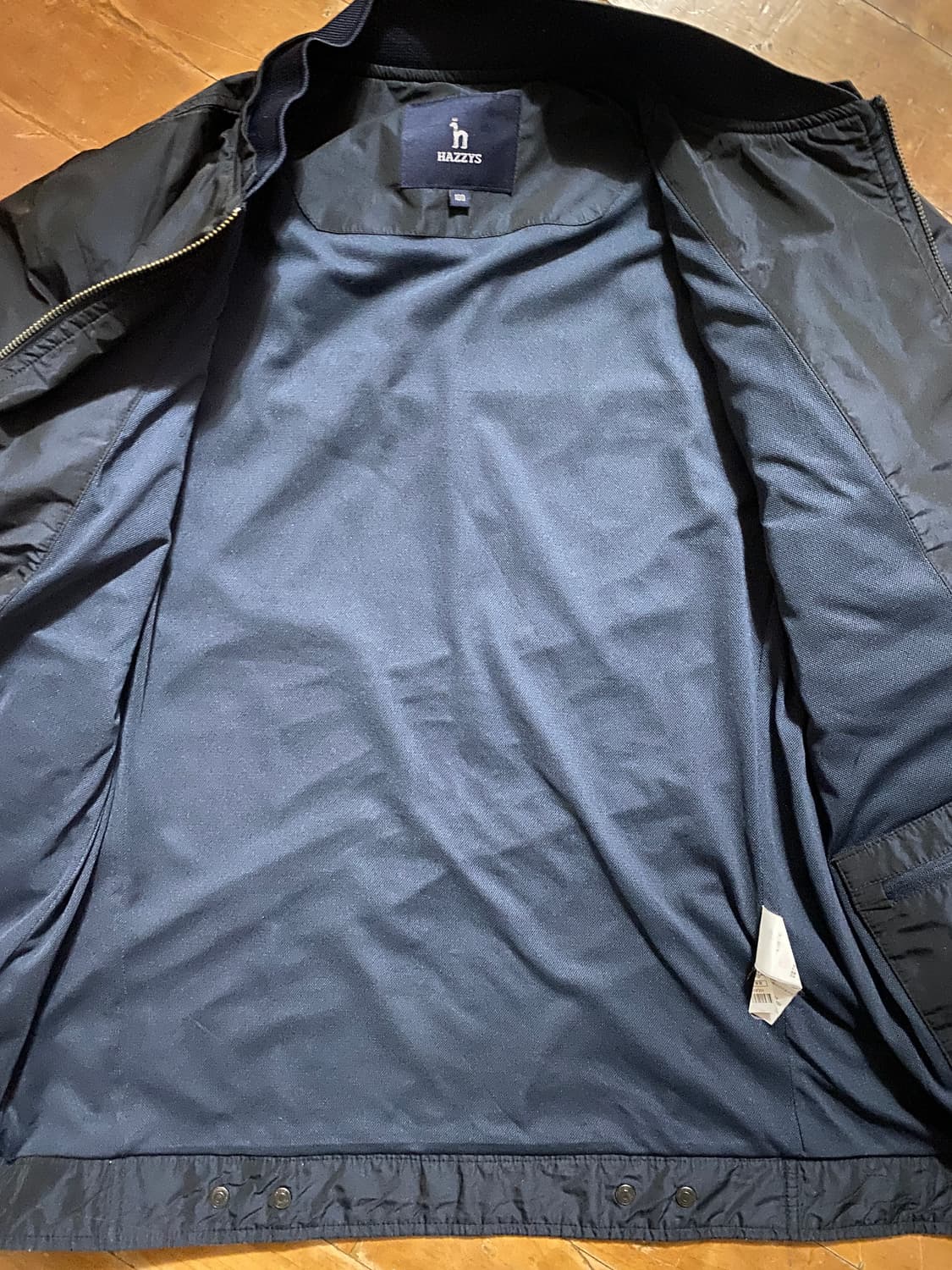 헤지스 남성 블랙 바람막이 점퍼 100 상품이미지4