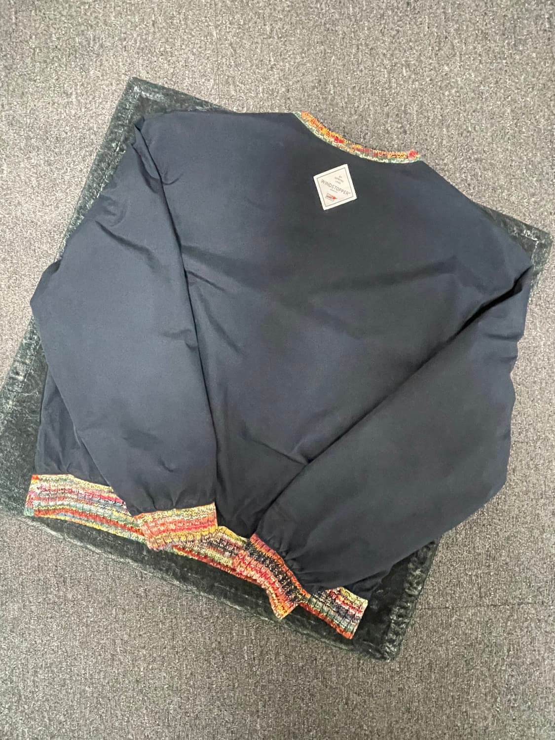 [L] 디스이즈네버댓 X 고어텍스 리버시블 니트 네이비 상품이미지5