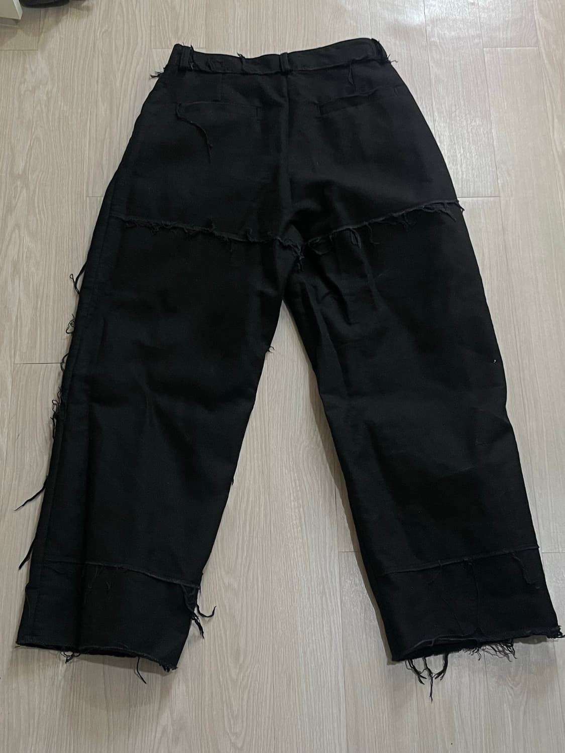 공사이육 블랙 와이드 데미지 코튼 팬츠  상품이미지3