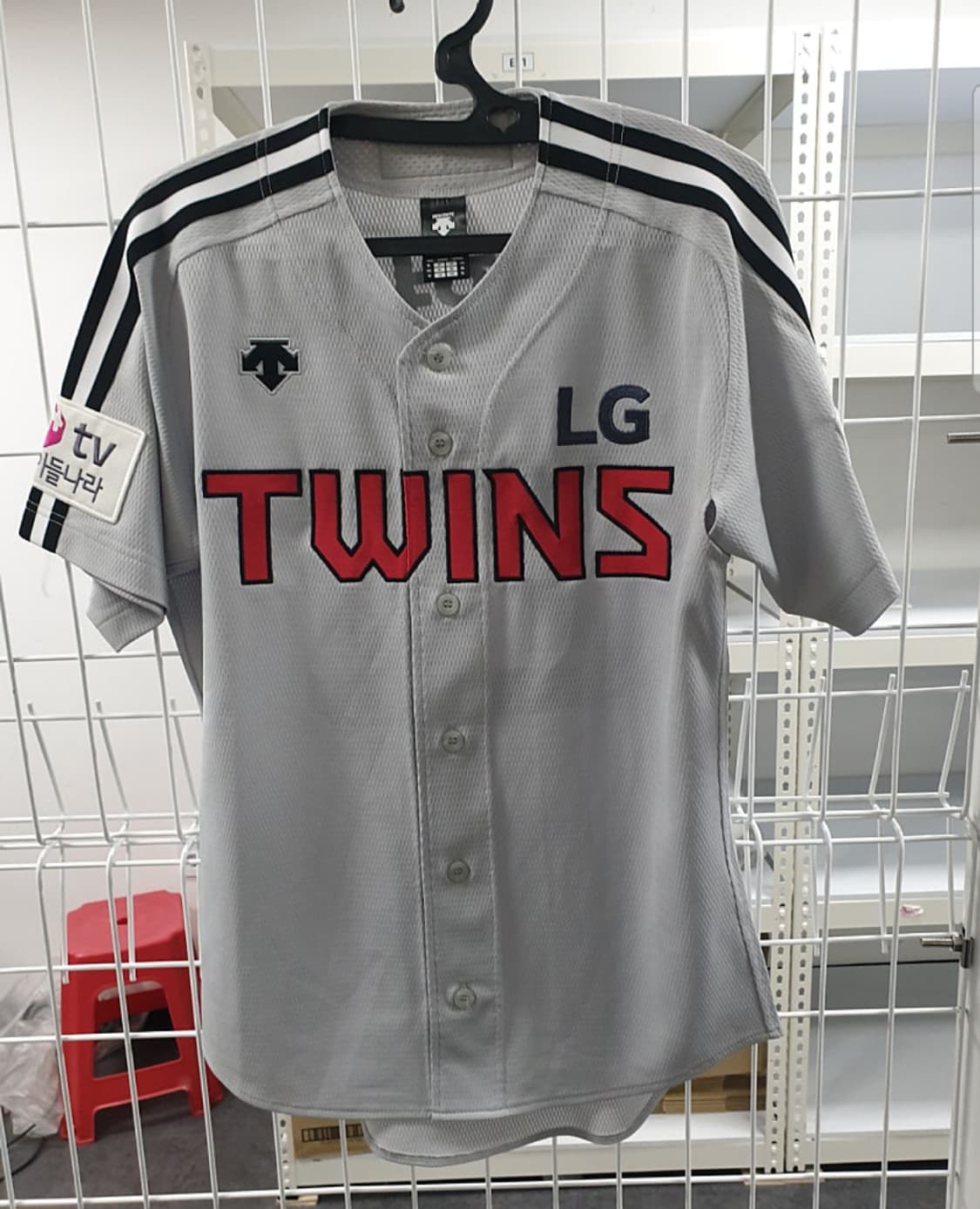 엘지 트윈스 데상트 정품 유니폼 95사이즈 김현수 마킹 판매합니다 상품이미지1