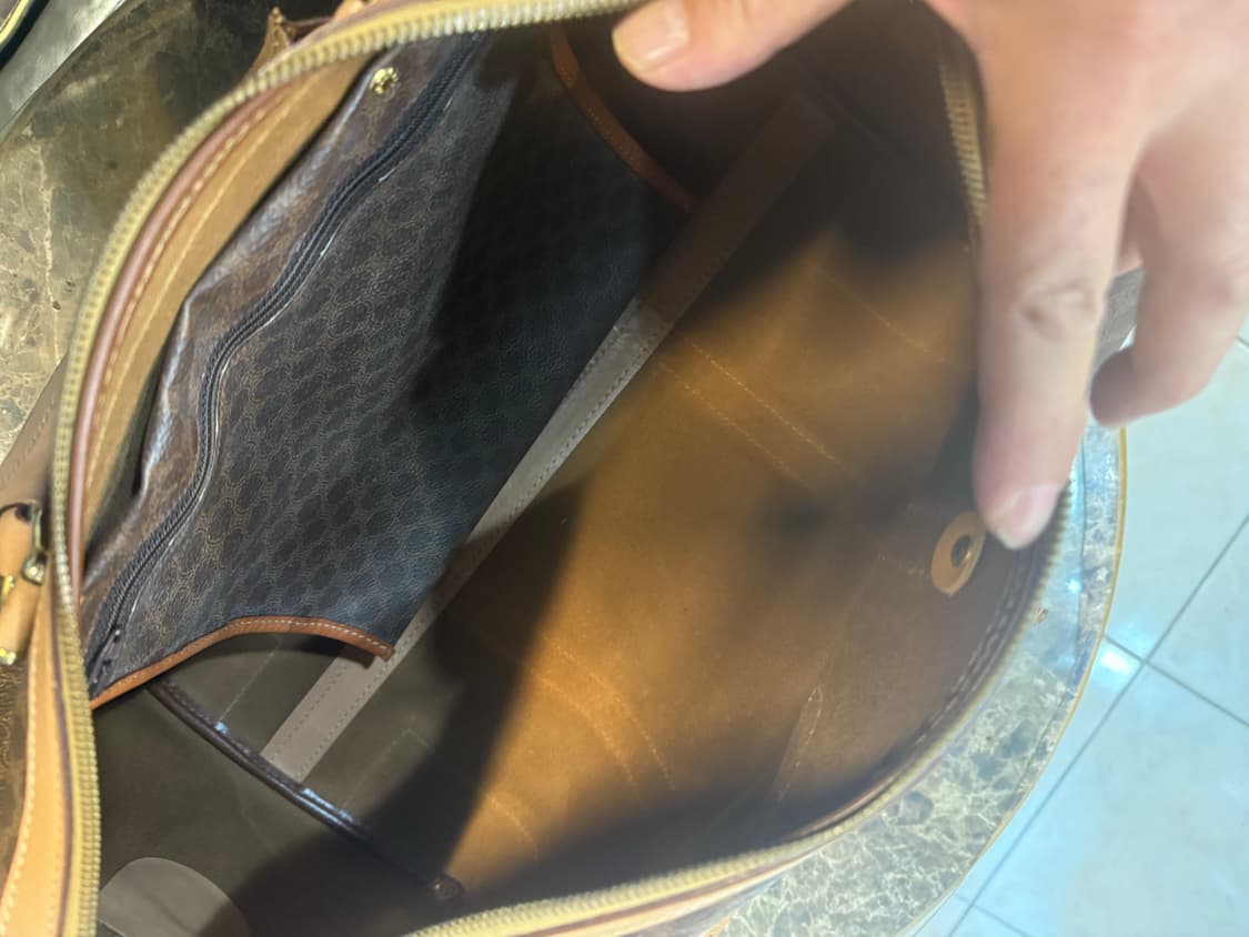 정품 셀린느 마카담 여행용 보스턴백 팝니다 상품이미지6