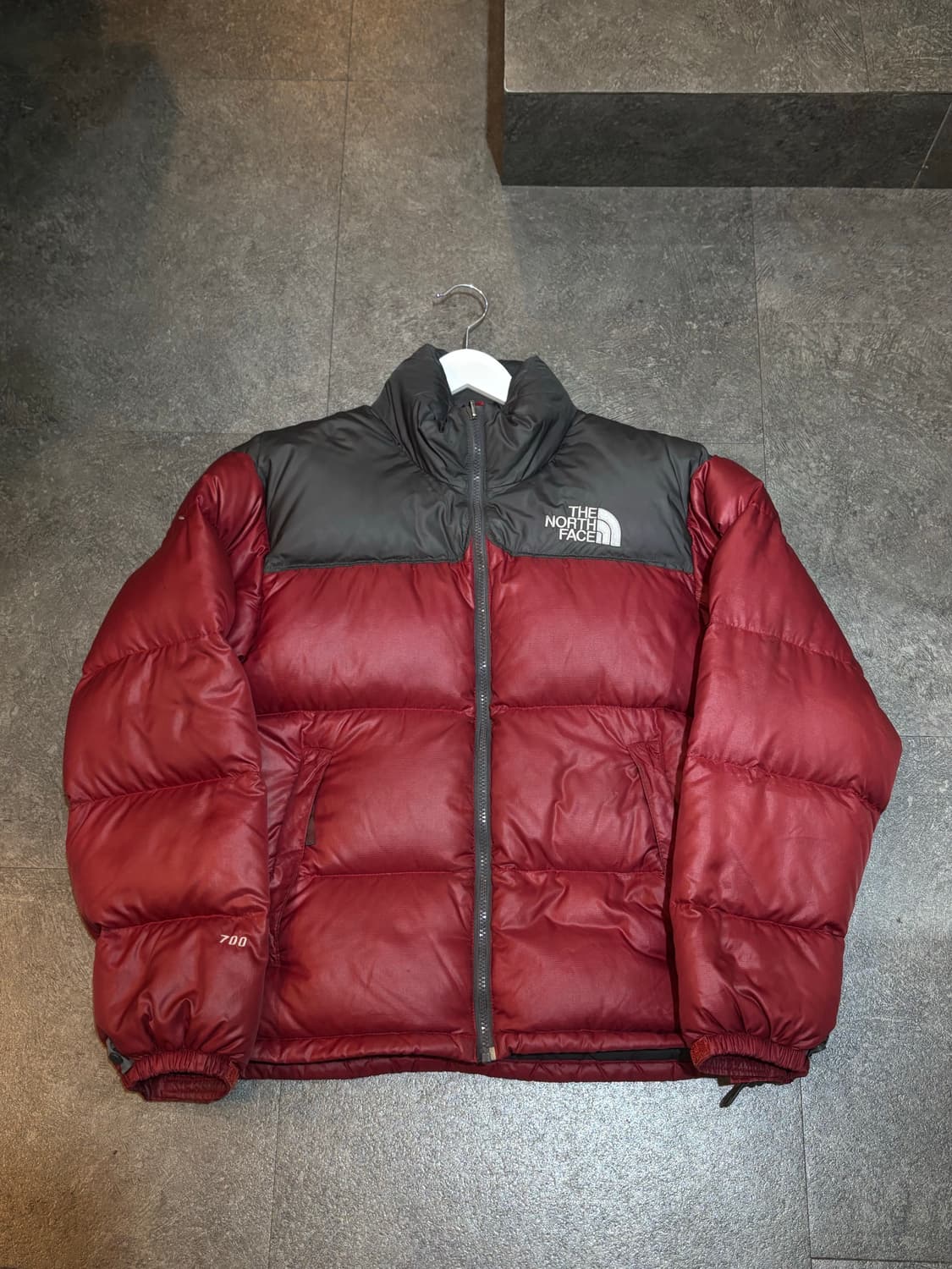 노스페이스 700 버건디 레드 구스다운 패딩  상품이미지2