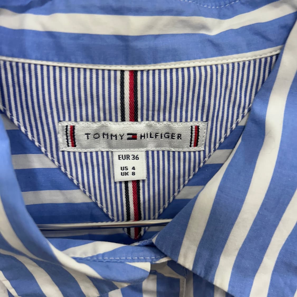 타미힐피거 레귤러핏 투톤 스트라이프 셔츠 상품이미지3