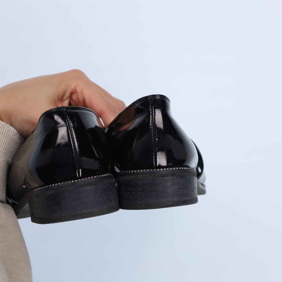 245 소다 블랙 에나멜 로퍼 0210H2 상품이미지3