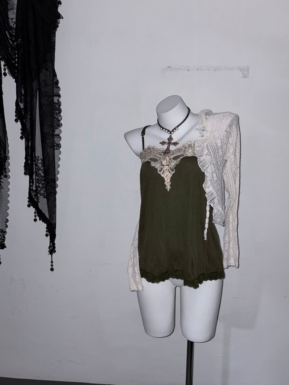 Rare) 페어리그런지 카키 오리엔탈 문양 레이스 나시  상품이미지8