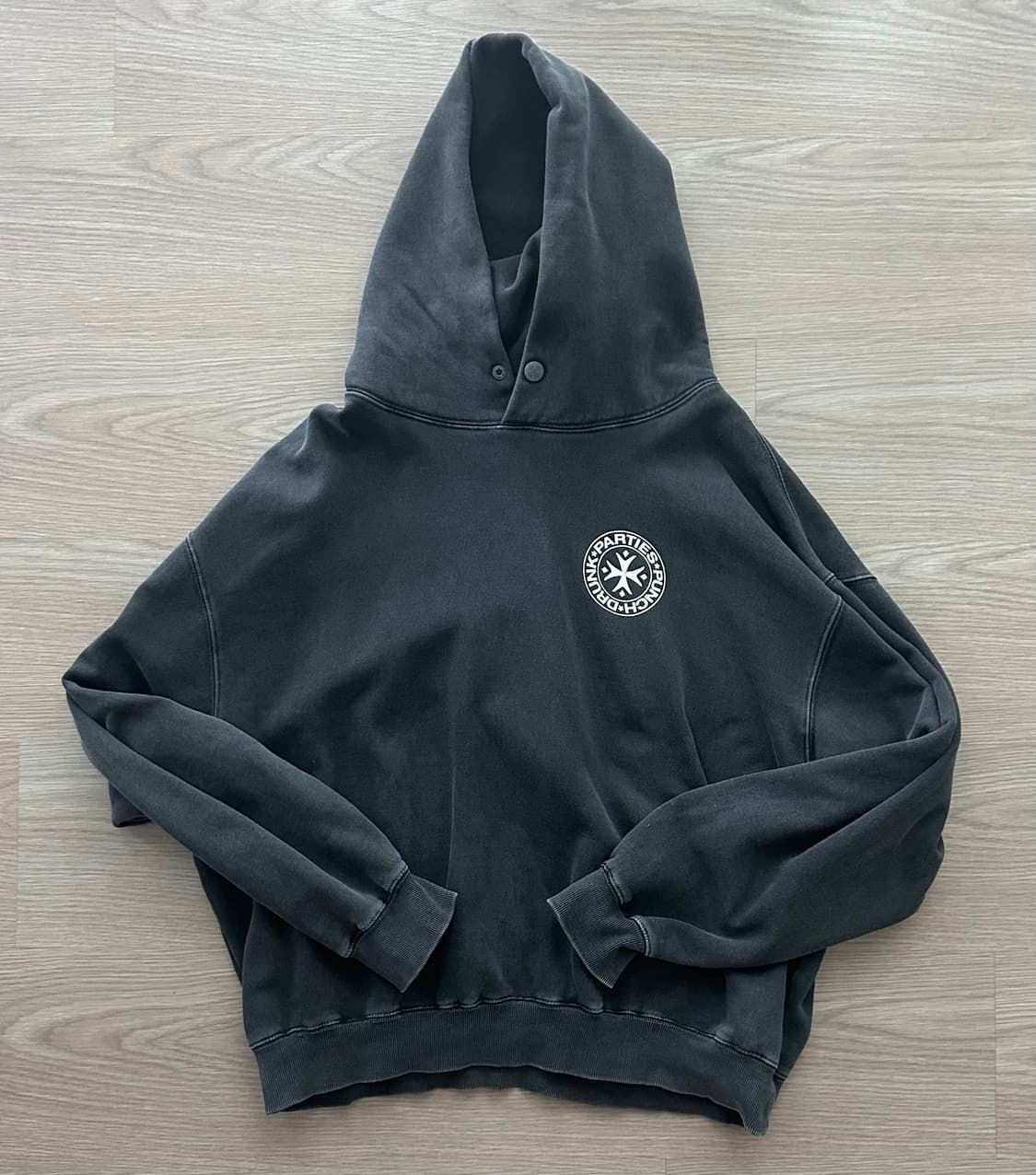 펀치드렁크파티즈 가먼트다이드 후드티 차콜 1사이즈 상품이미지1