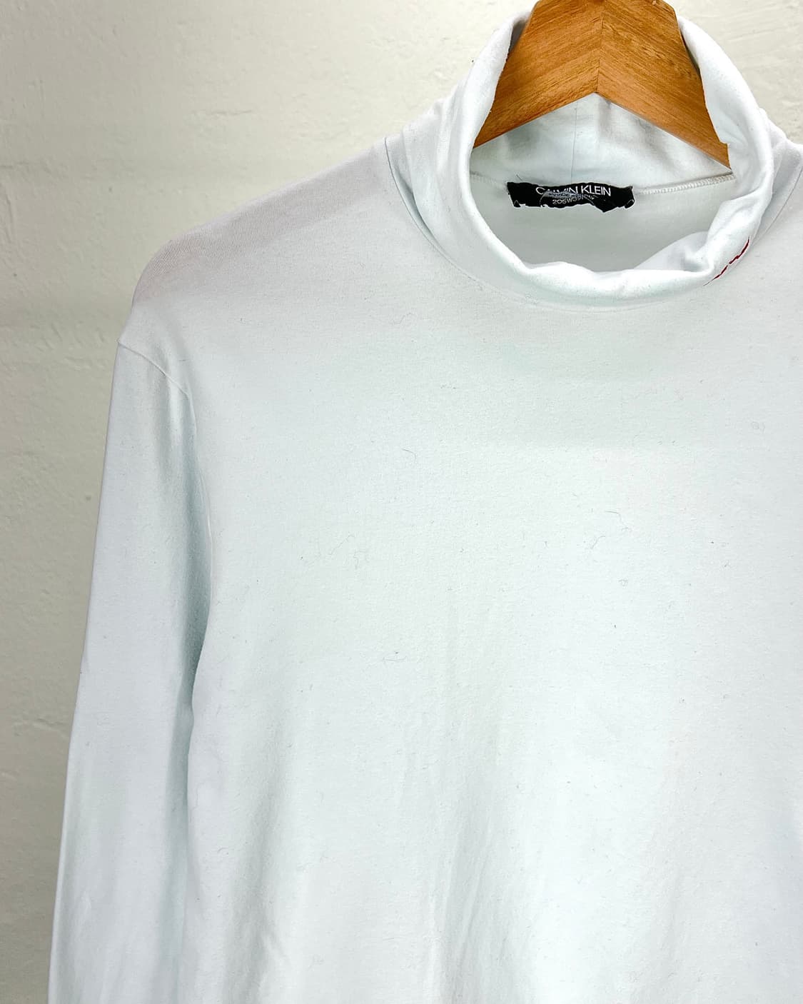 켈빈클라인 205W39NYC 라이트 블루 터틀넥 상품이미지3