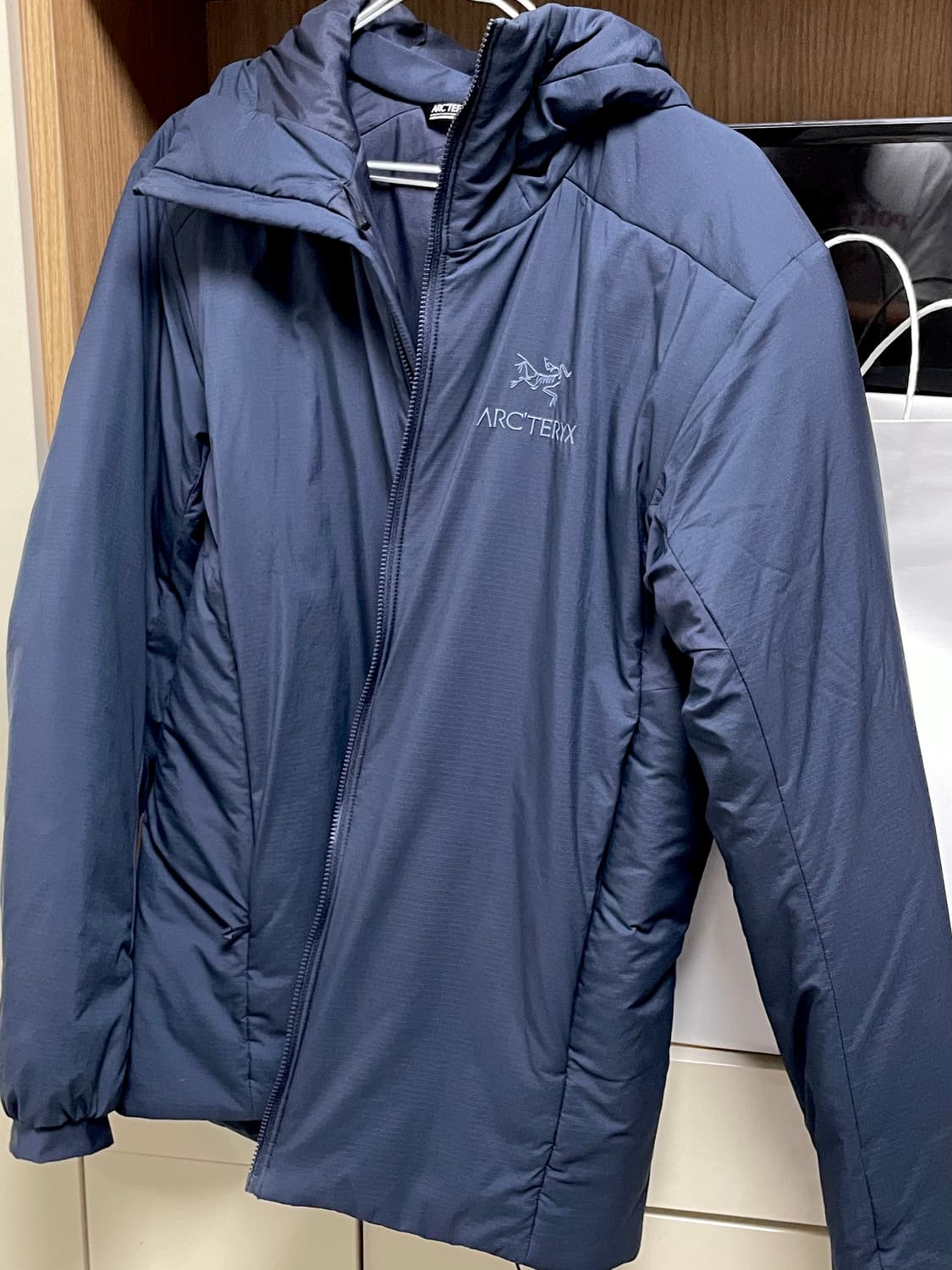 아크테릭스 아톰 ar xs사이즈 네이비 상품이미지1