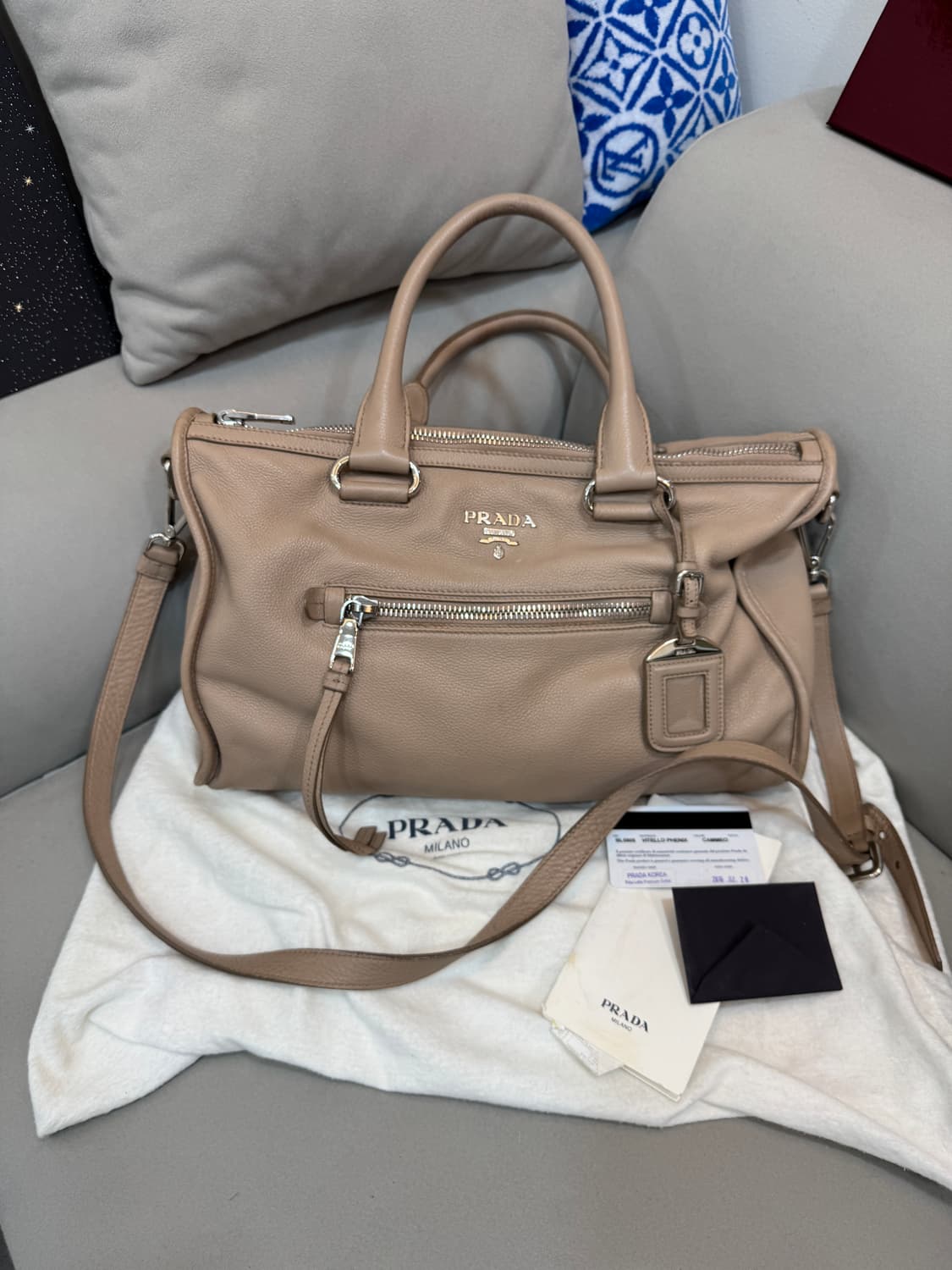 백화점판 프라다 비텔로 다이노 모터 토트백  상품이미지1