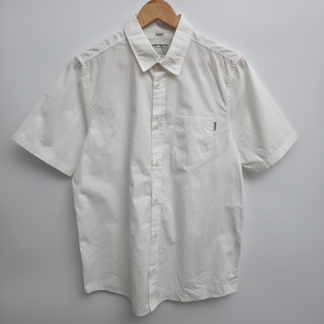 [M] 칼하트 wip 화이트 반팔 셔츠 상품이미지1