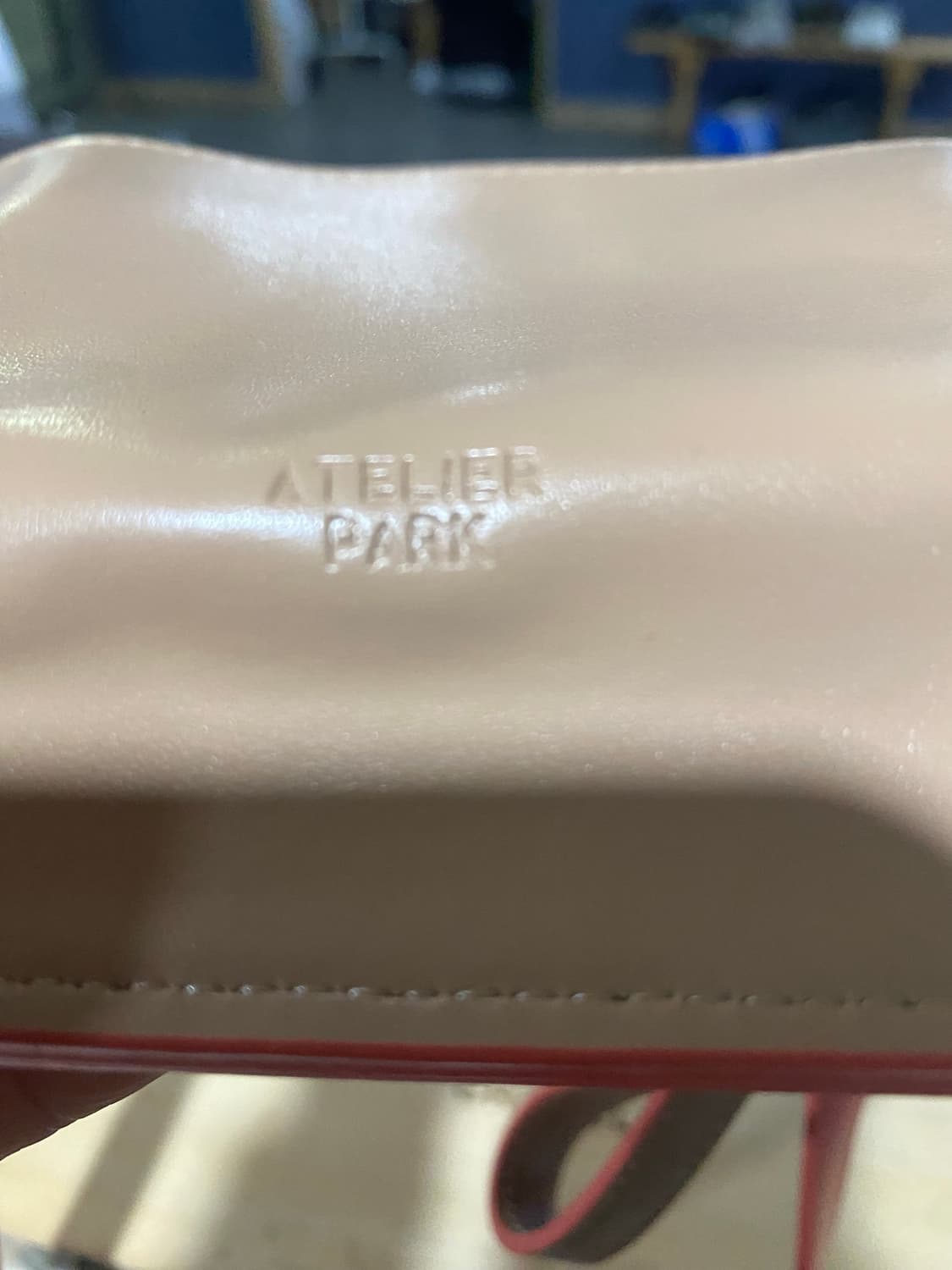 아틀리에 파크 미니 크로스백 코랄 핑크 상품이미지8