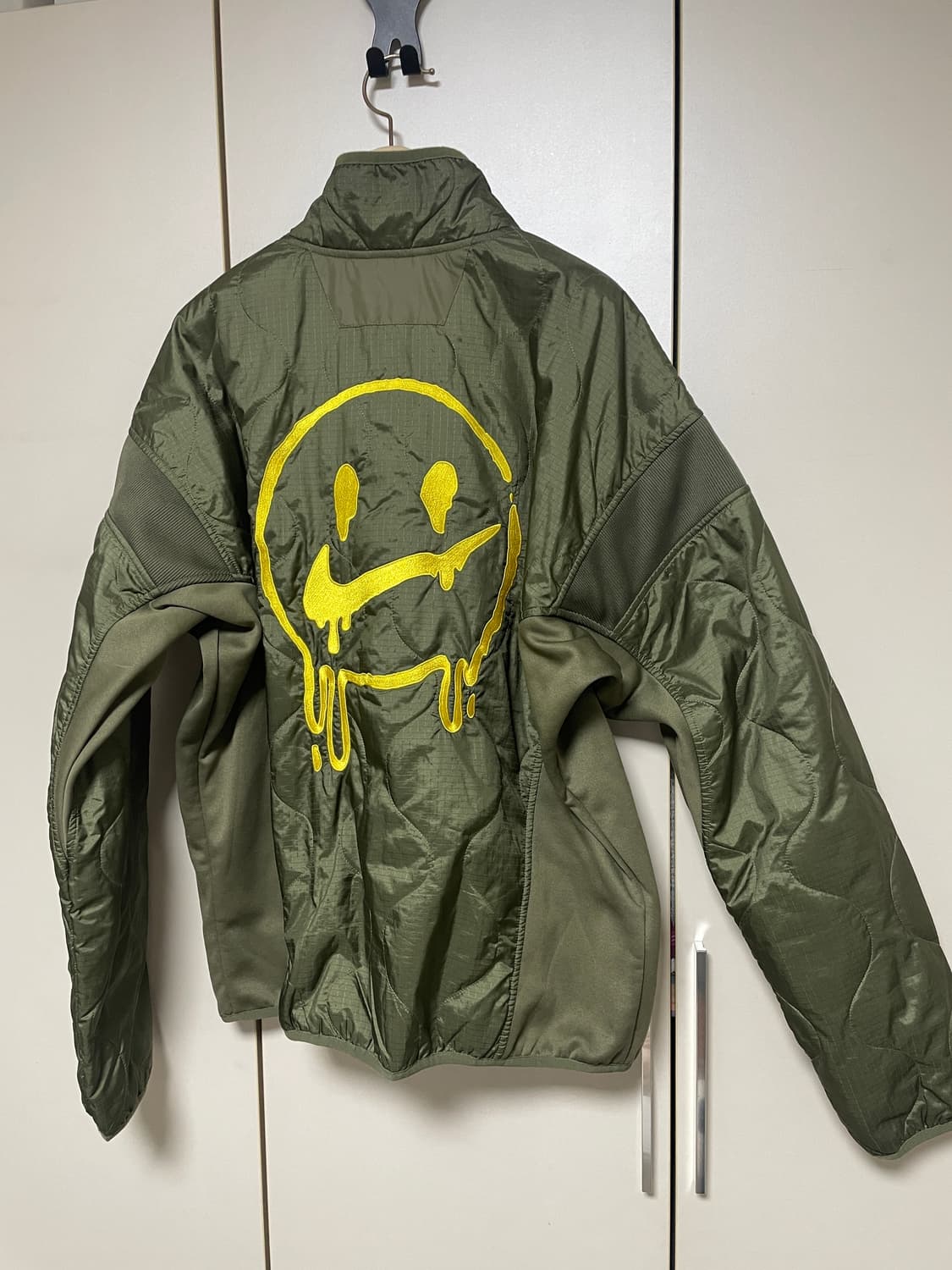 나이키 누빔 깔깔이 하드우드 라이너 스마일 퀄팅 자켓 M 상품이미지3