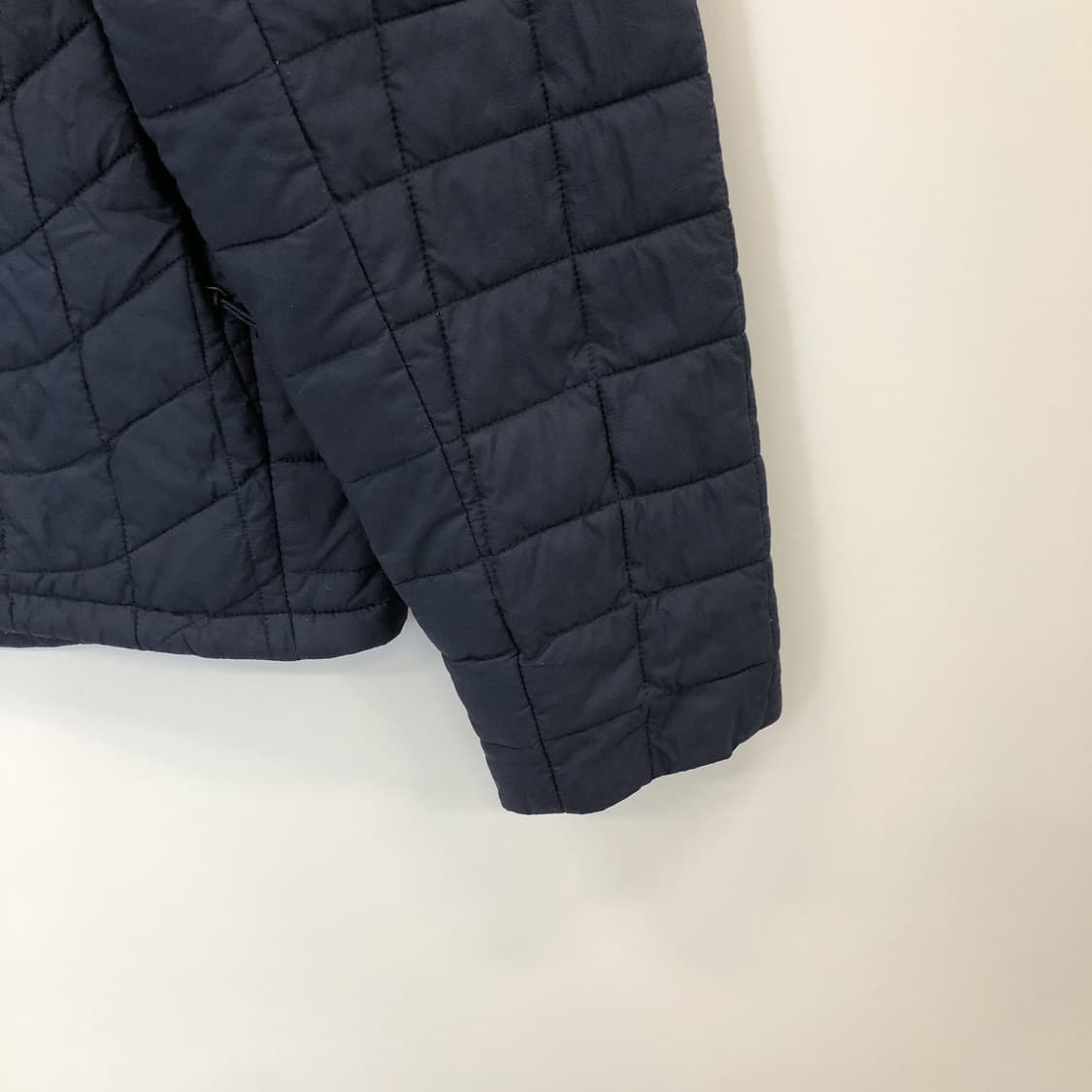 노스페이스 써모볼 경량 에코패딩 M 상품이미지3