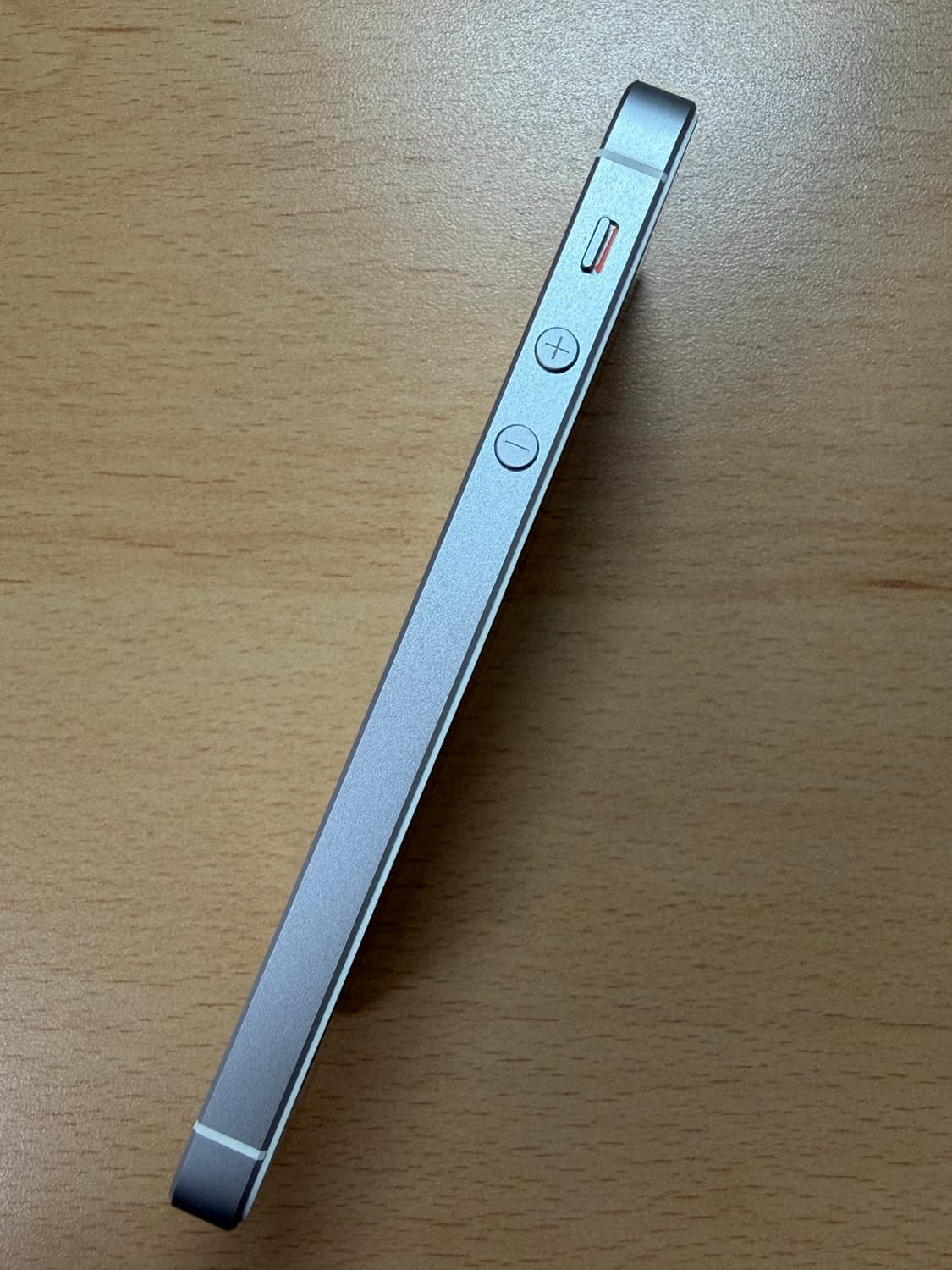 SS급) 아이폰 se1 실버 32기가 배터리 효율 100 상품이미지3