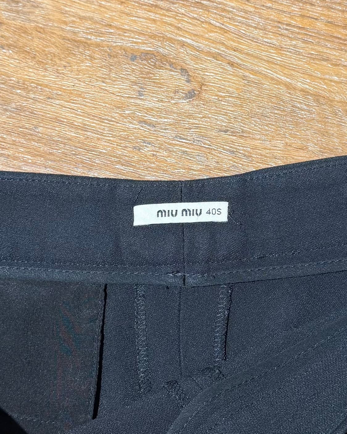 미우미우 블랙 와이드 커프스 팬츠 상품이미지7