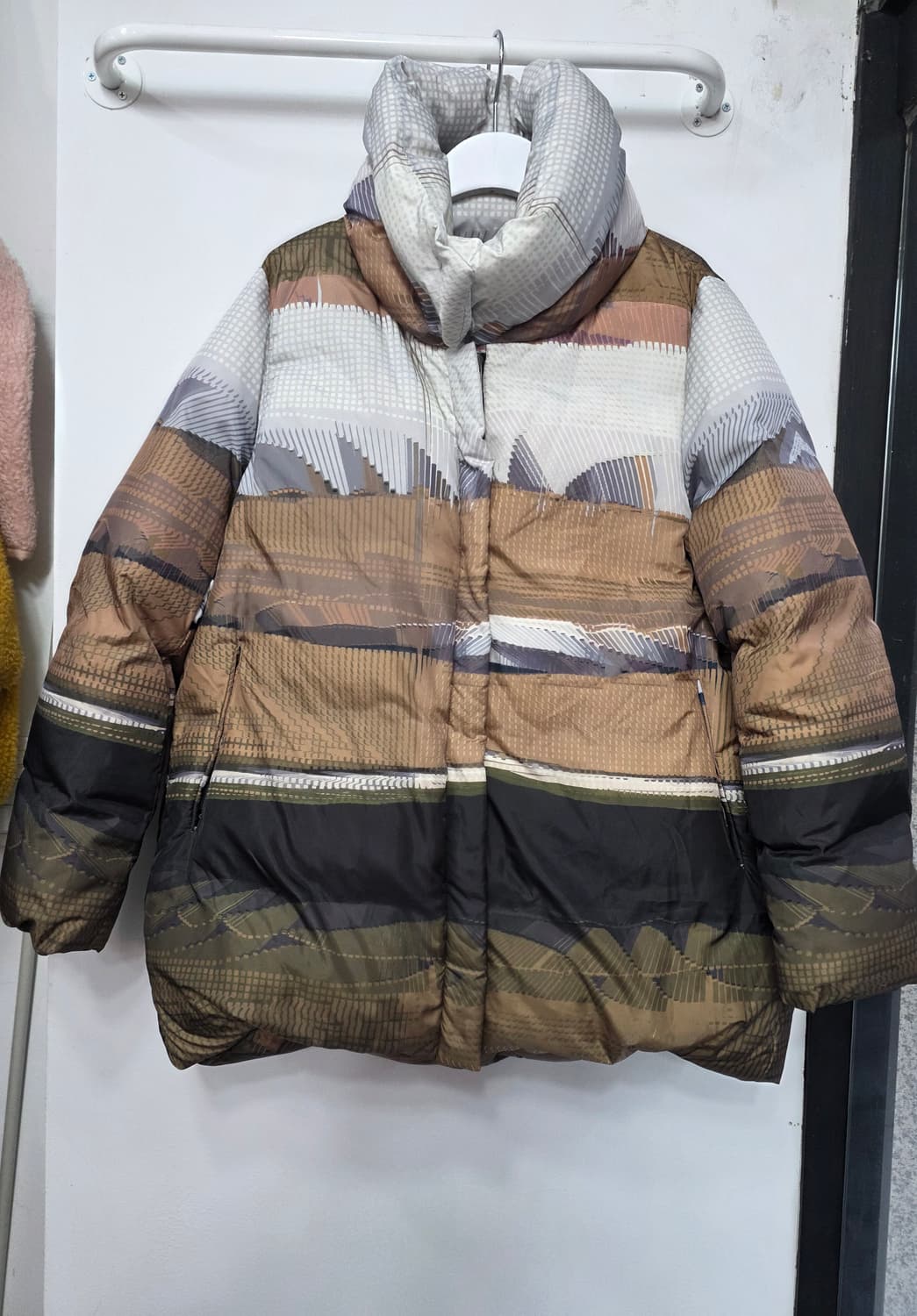 르베이지 여성 구스 패딩 상품이미지1