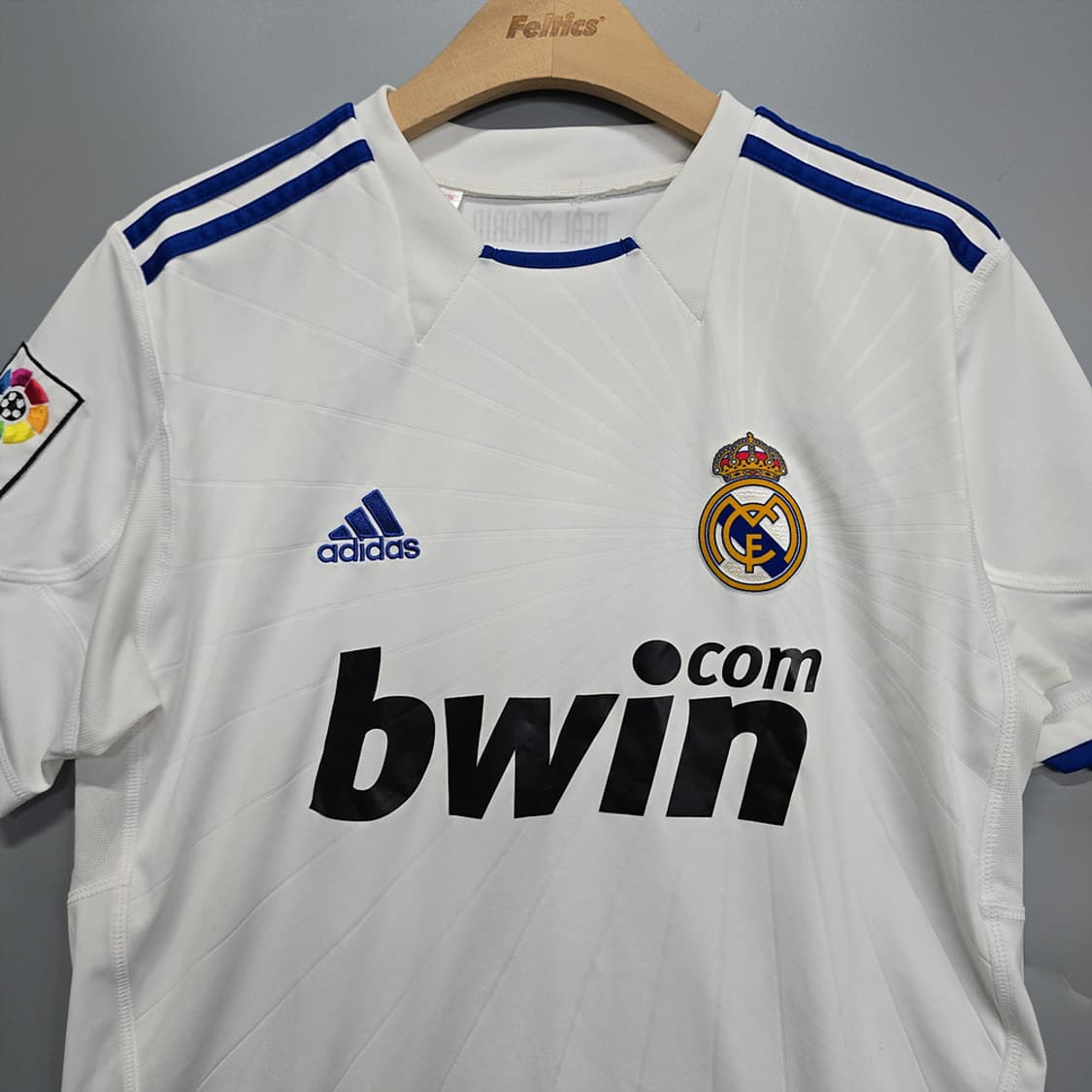 아디다스 10-11시즌 레알 마드리드 노마킹 홈 반팔 유니폼 XL 상품이미지2