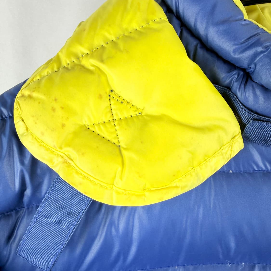 (105) CP컴퍼니 렌즈 경량 패딩 블루 상품이미지5