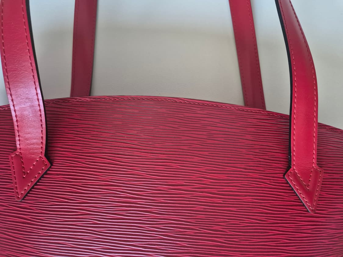 루이비통 에피 생작 숄더백 레드 상품이미지6