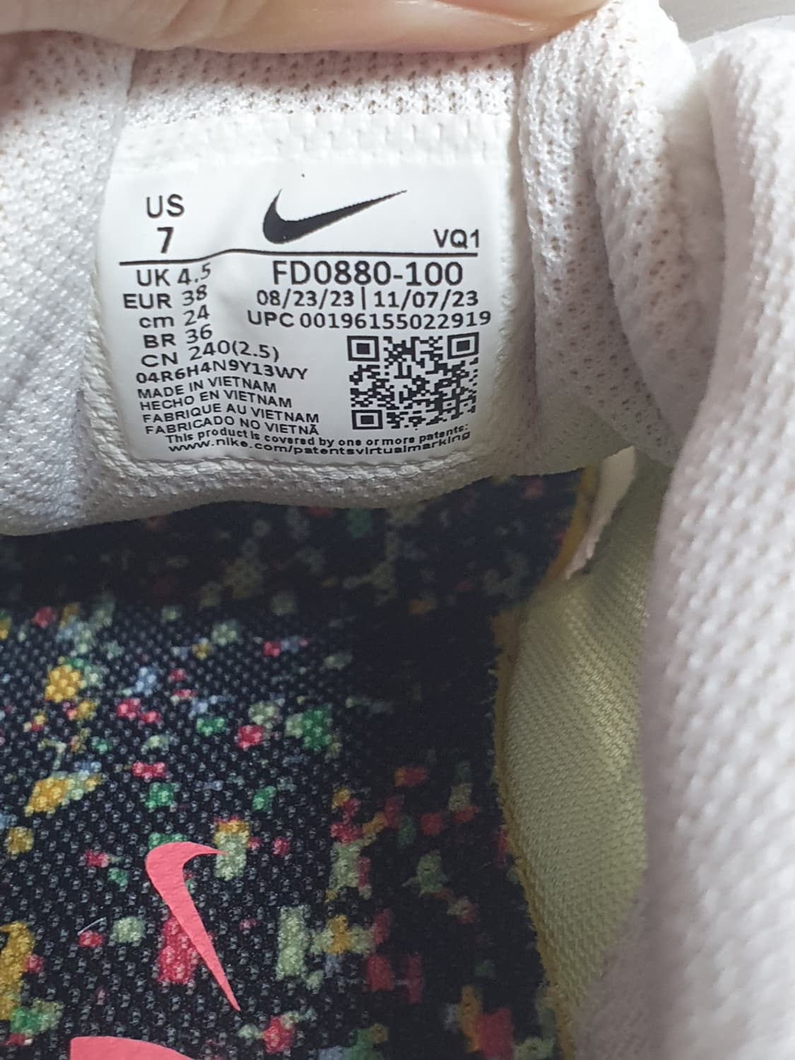 나이키 에어 윈플로9 여성 러닝화 240mm 상품이미지9