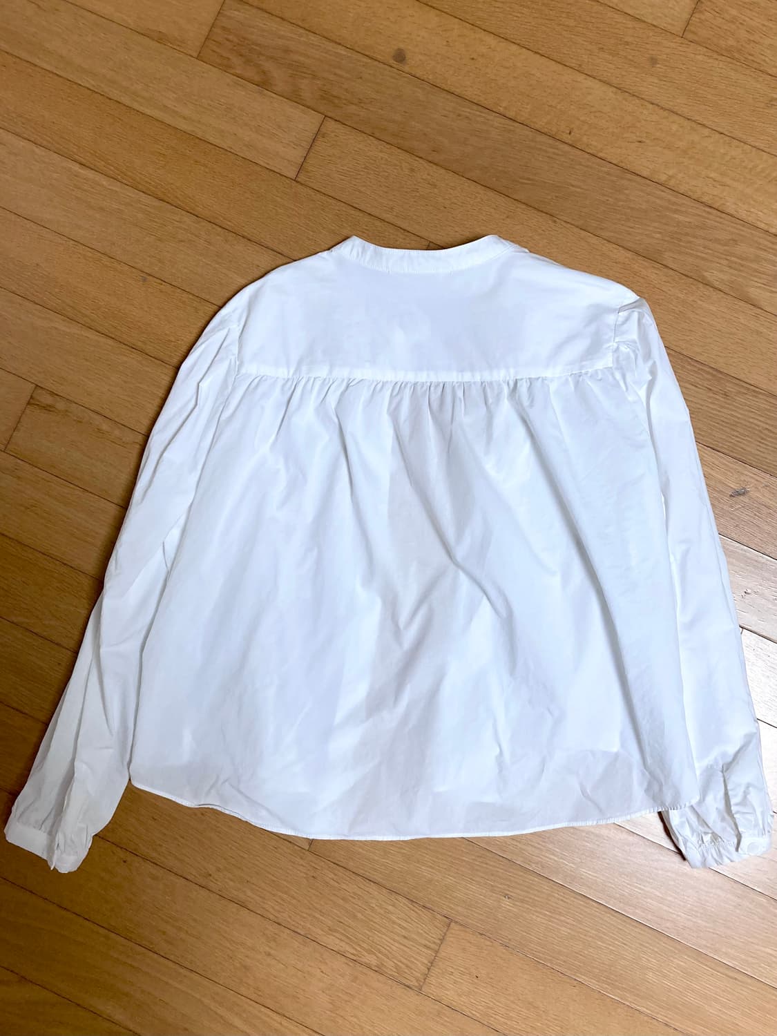 스파오 헨리넥 블라우스 셔츠 상품이미지4