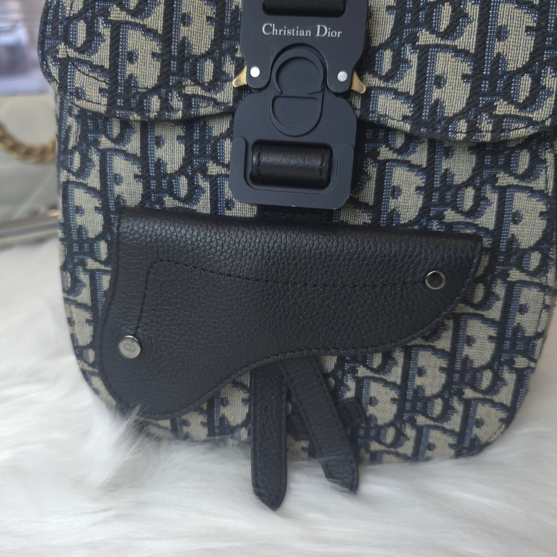 [중고/정품] 디올 미니 갤럽 슬링백 블랙 상품이미지3
