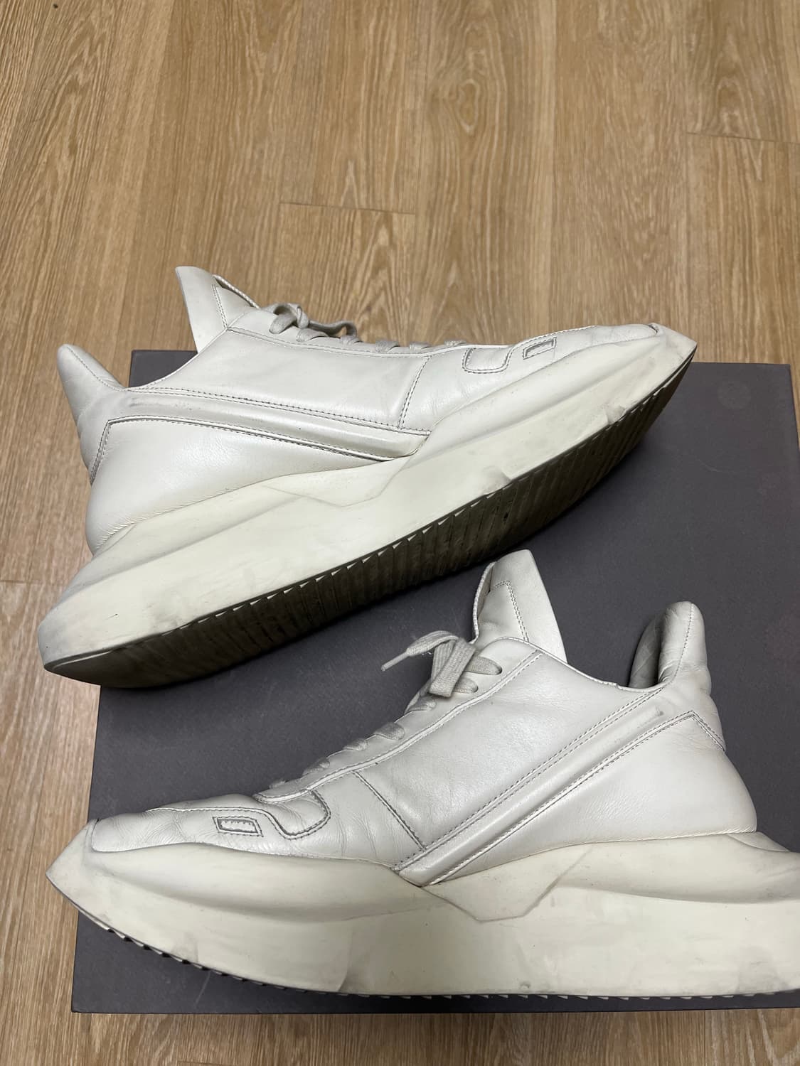 [42.5] 릭오웬스 게스러너 밀크 상품이미지5