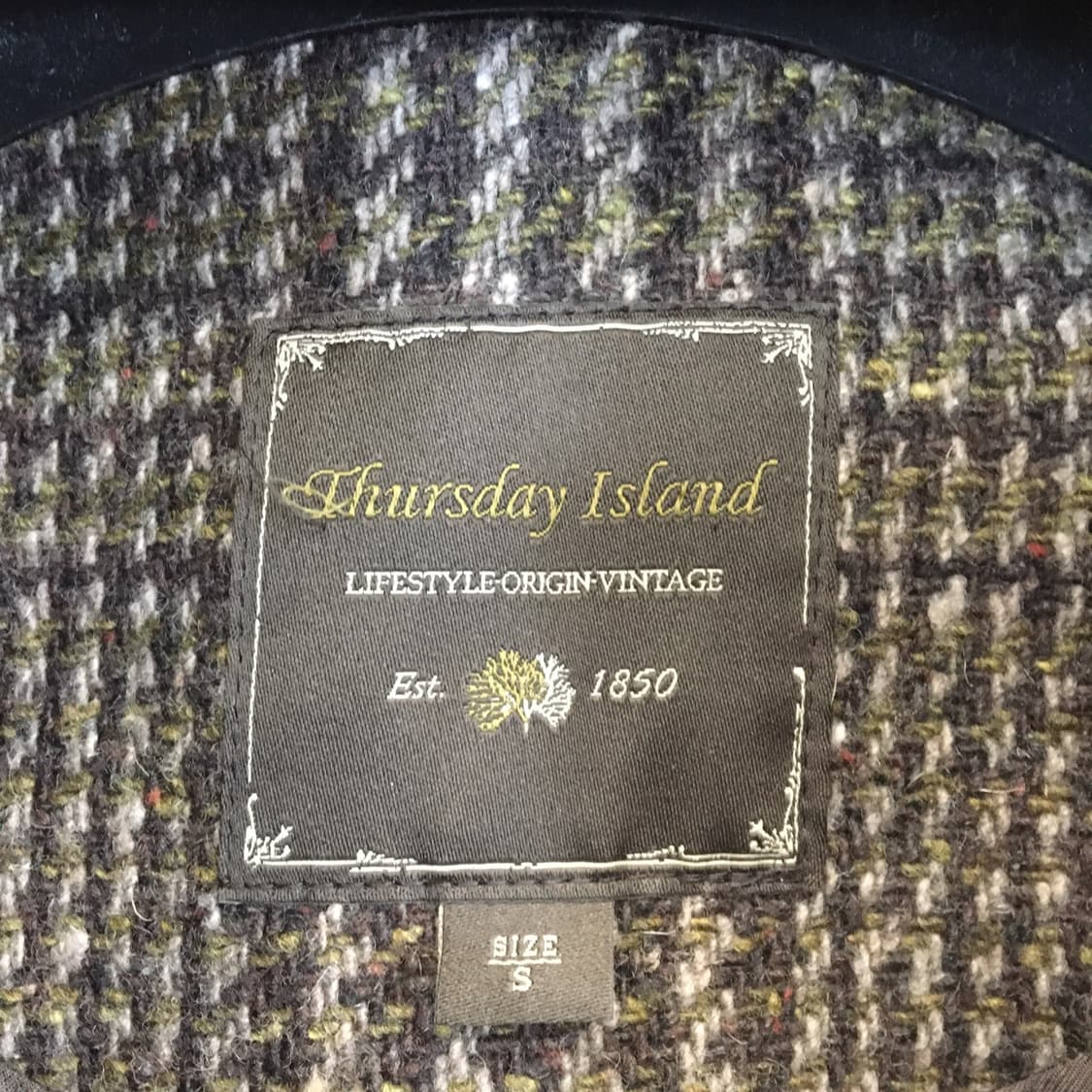 써스데이아일랜드 코쿤 실루엣 앙고라 더블자켓 85  상품이미지6