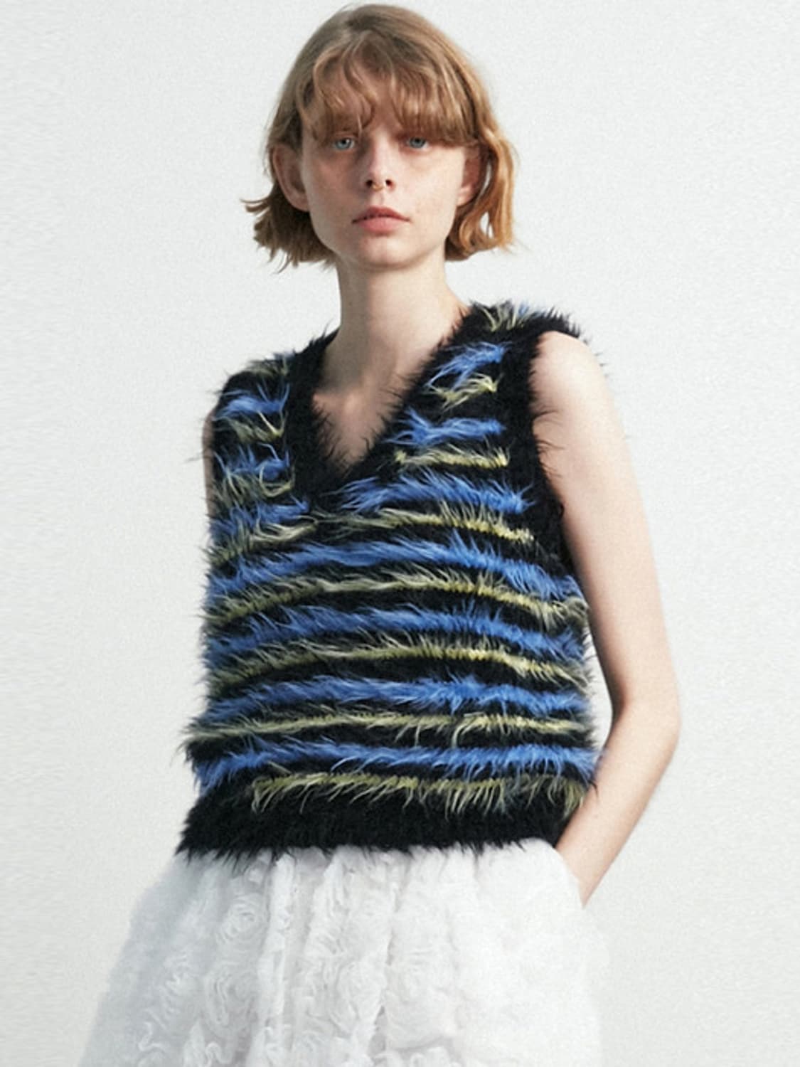 Moonsun Danke Hairy Stripe Knit Vest 상품이미지1