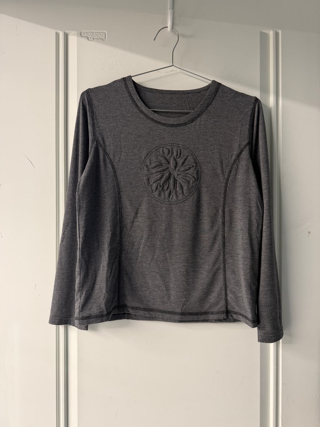 일본빈티지 엠보 롱슬리브 상품이미지5