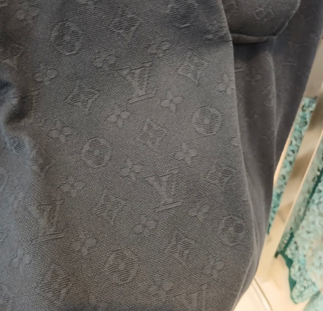 루이비통 풀 모노그램 반팔 M 상품이미지3