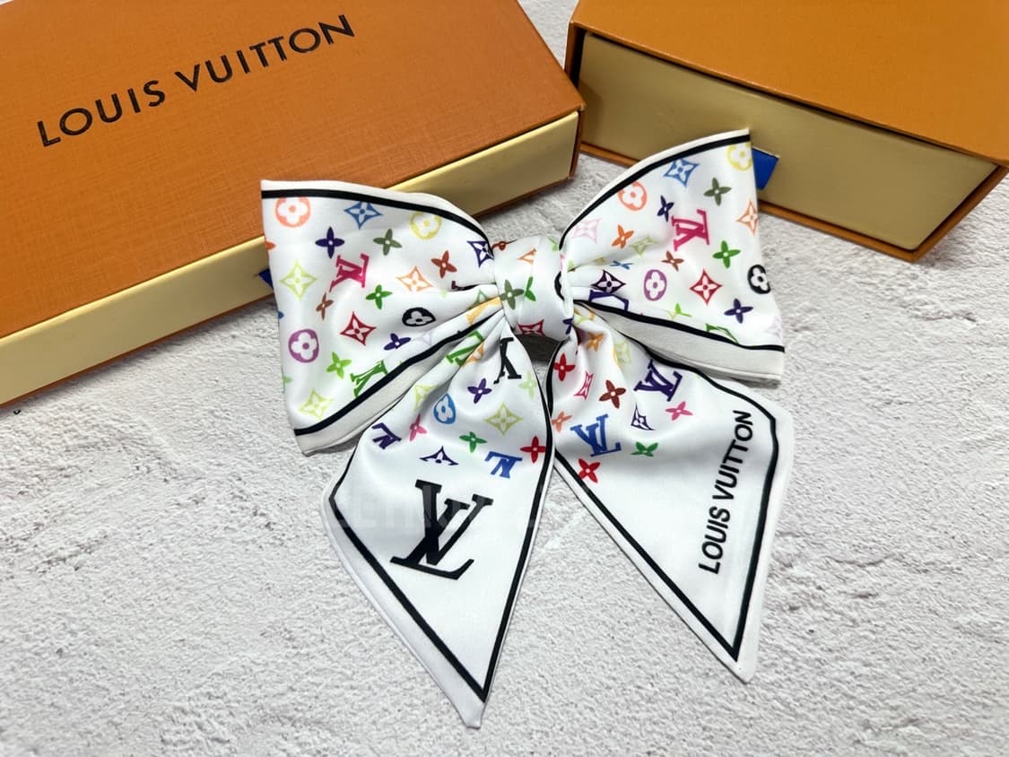 루이비통 화이트 & 멀티컬러 리본 헤어핀 상품이미지4