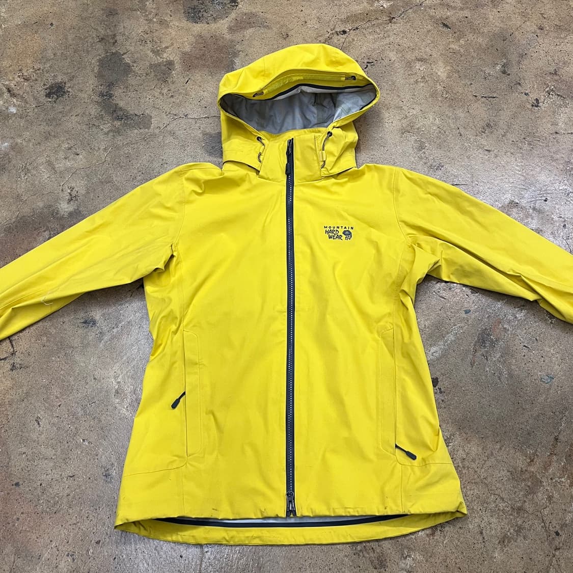 [정품/M] 마운틴하드웨어 노란색 후드 바람막이 자켓 b17 상품이미지3