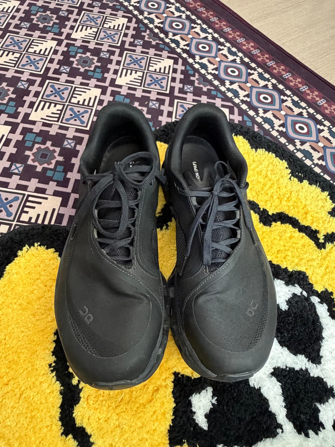 [42.5, 275] 온러닝 파프 클라우드몬스터2 블랙 마그넷 상품이미지1