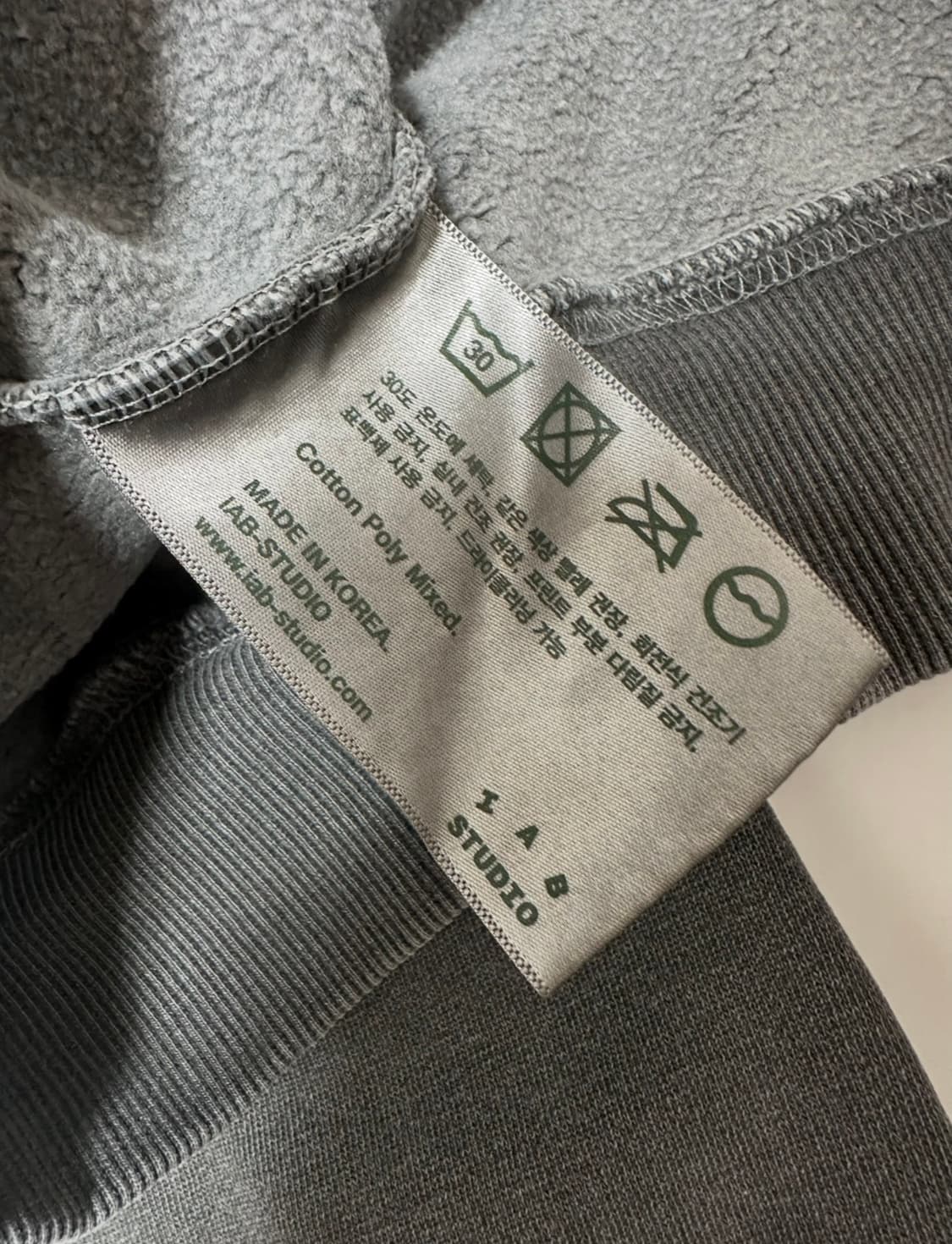 아이앱 스튜디오 차콜 피그먼트 후드티 상품이미지6