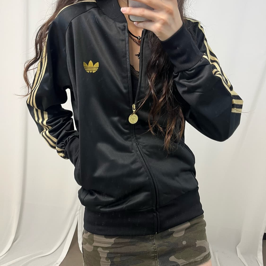 Adidas black gold Olympiad jersey 상품이미지3