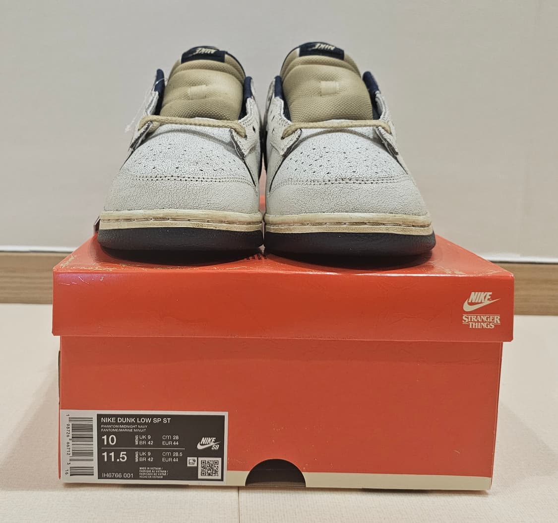 [새상품] 나이키 덩크 로우 X 기묘한 이야기 (size 280) 상품이미지3