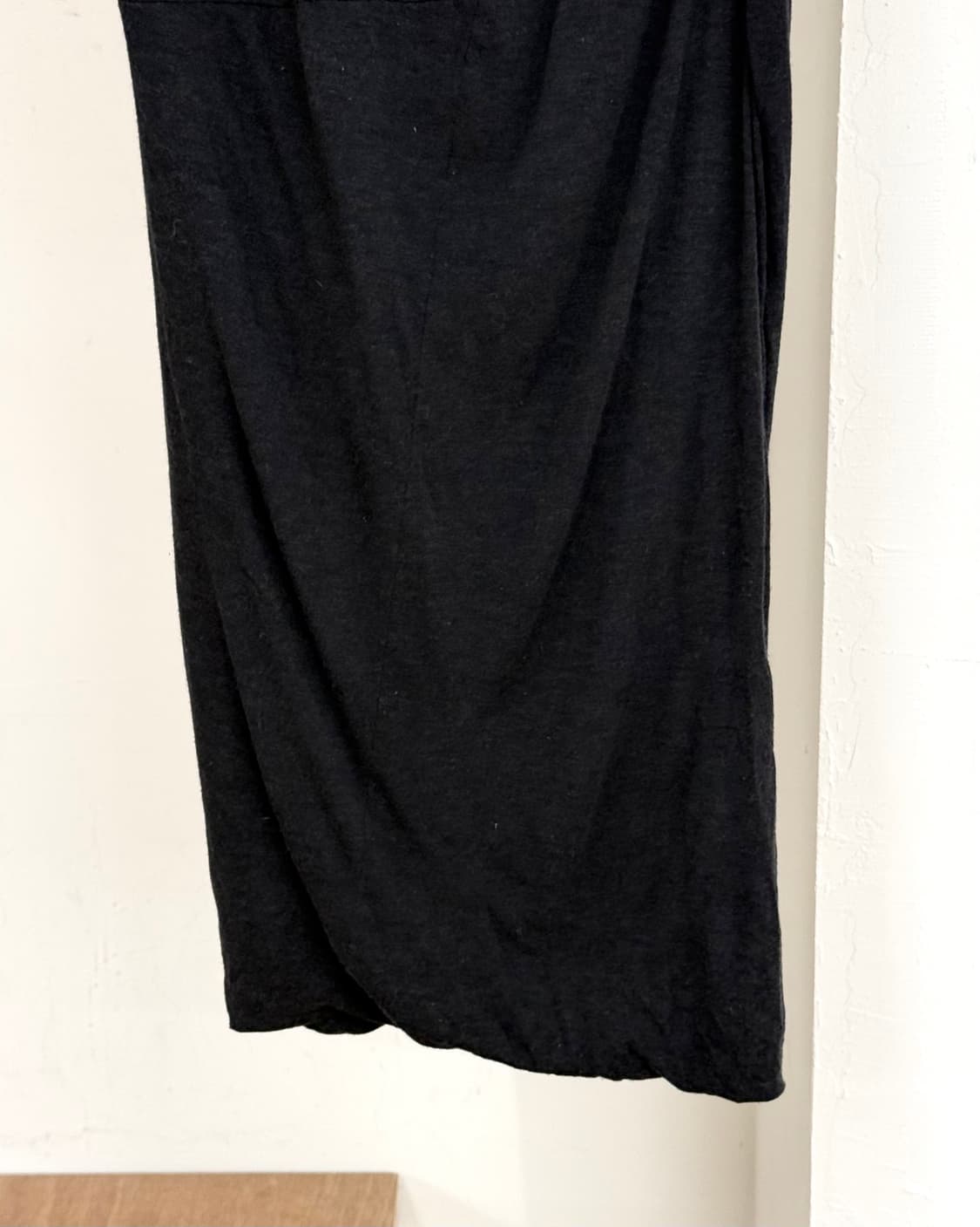 릭 오웬스 릴리즈 블랙 러치드 미디스커트 상품이미지3