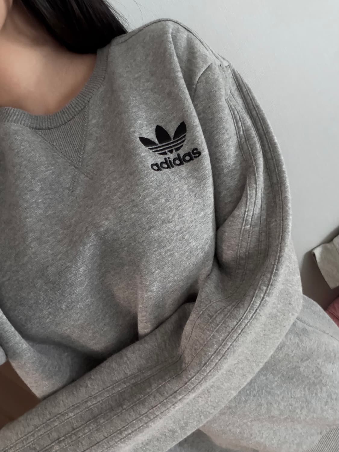 아디다스 대장 맨투맨 상품이미지1