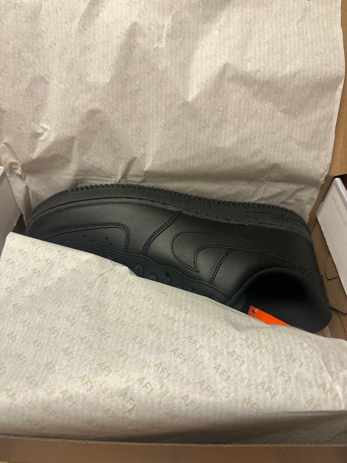 290) 새상품 에어포스 블랙 상품이미지1