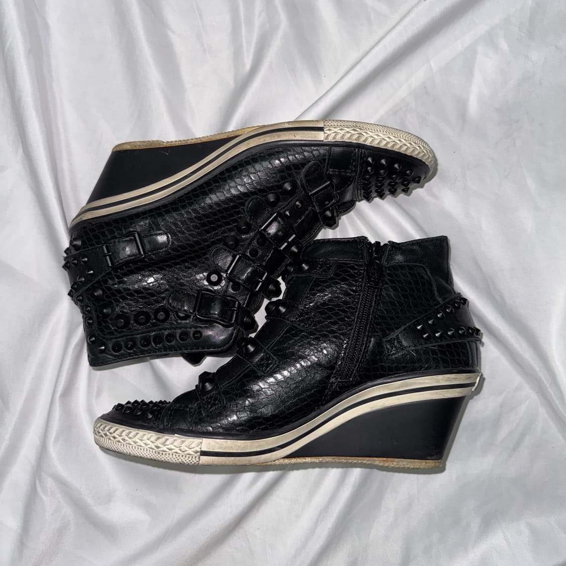 애쉬 웨지힐 스터드 하이탑 상품이미지2
