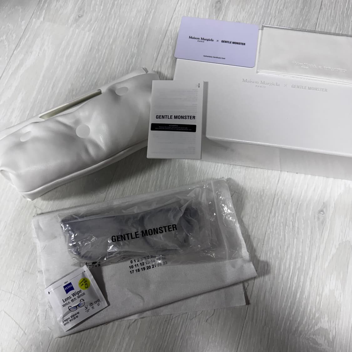 젠틀몬스터 x 메종마르지엘라 mm010 안경 판매합니다. 상품이미지2