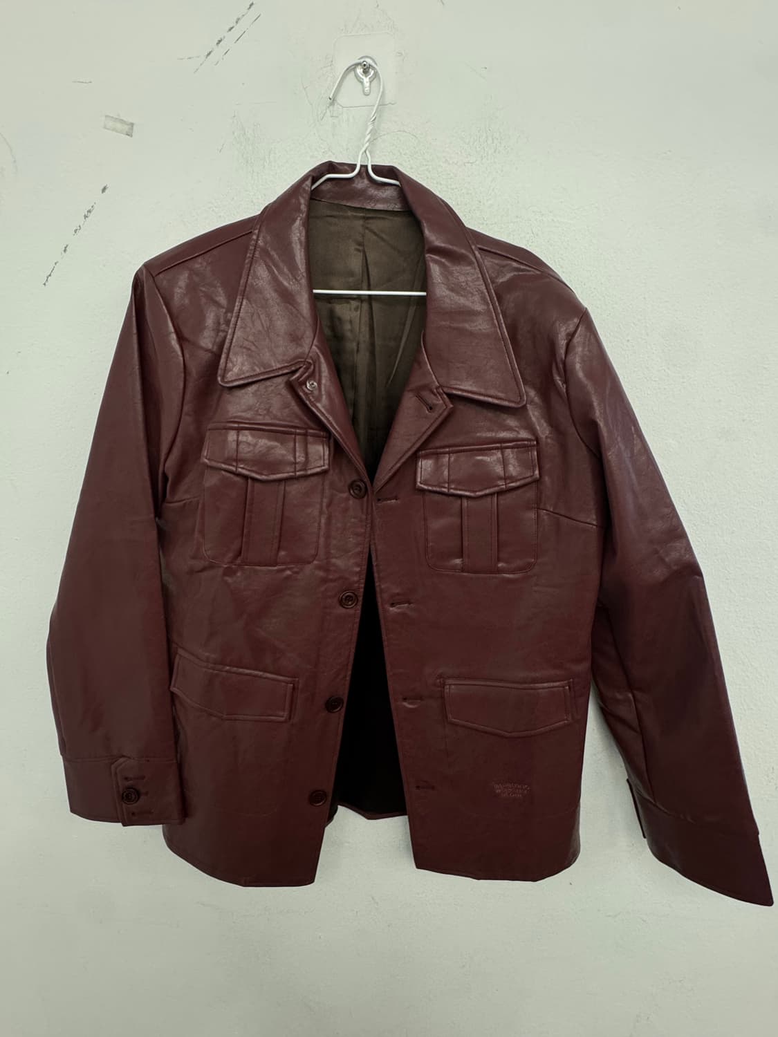 배드블러드 레드 레더 자켓 상품이미지1