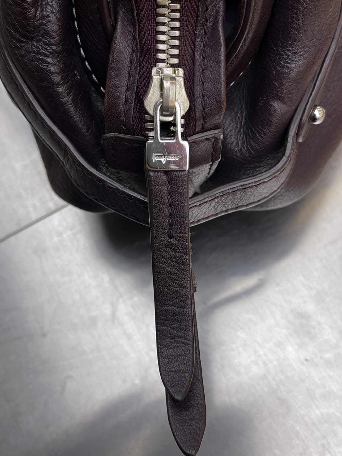 살바토레 페라가모 버건디 미니 볼 백 상품이미지7