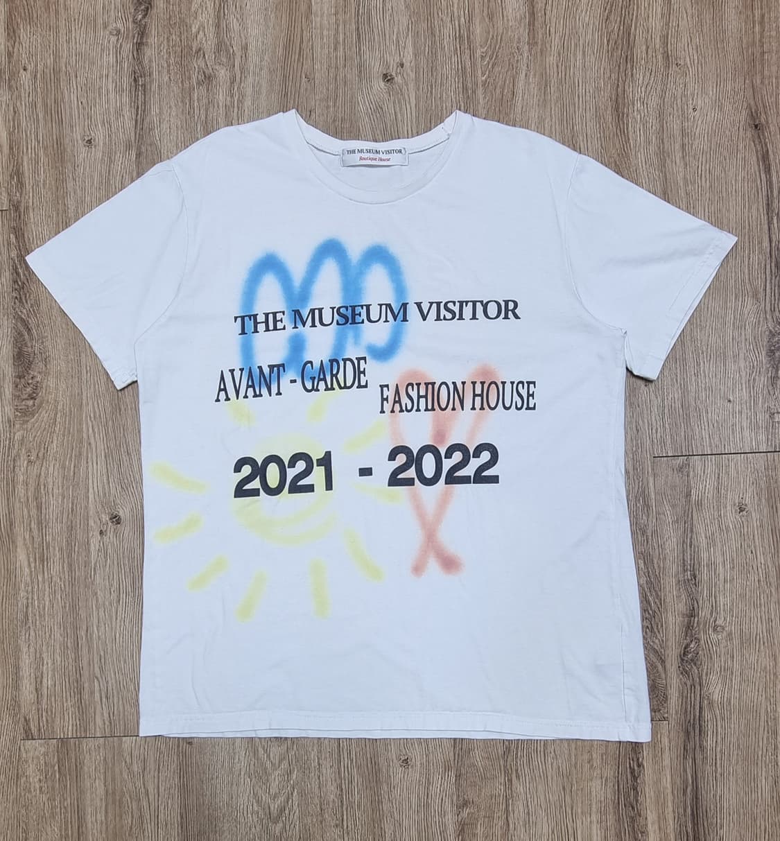 더뮤지엄비지터 하트 페인팅 반팔 3size _ 공용 상품이미지1